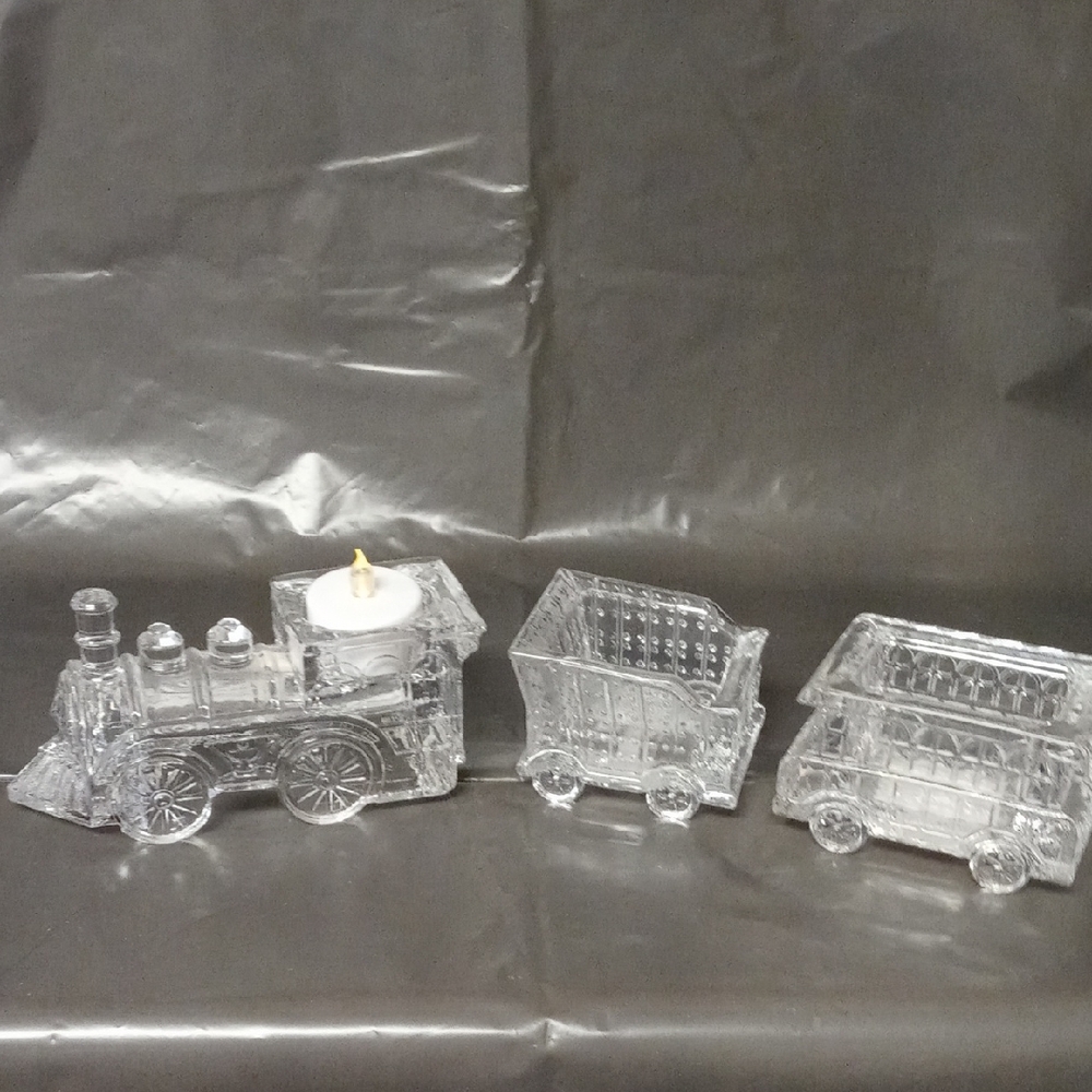 Fifth Avenue 3pc Crystal Train Votive Candle Holder Decor